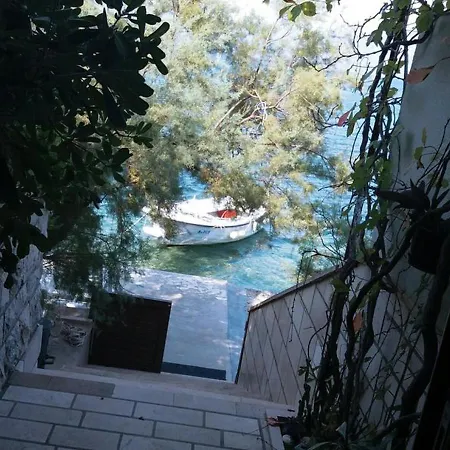 Stone House Gregov - Bedroom 1 Gæstehus